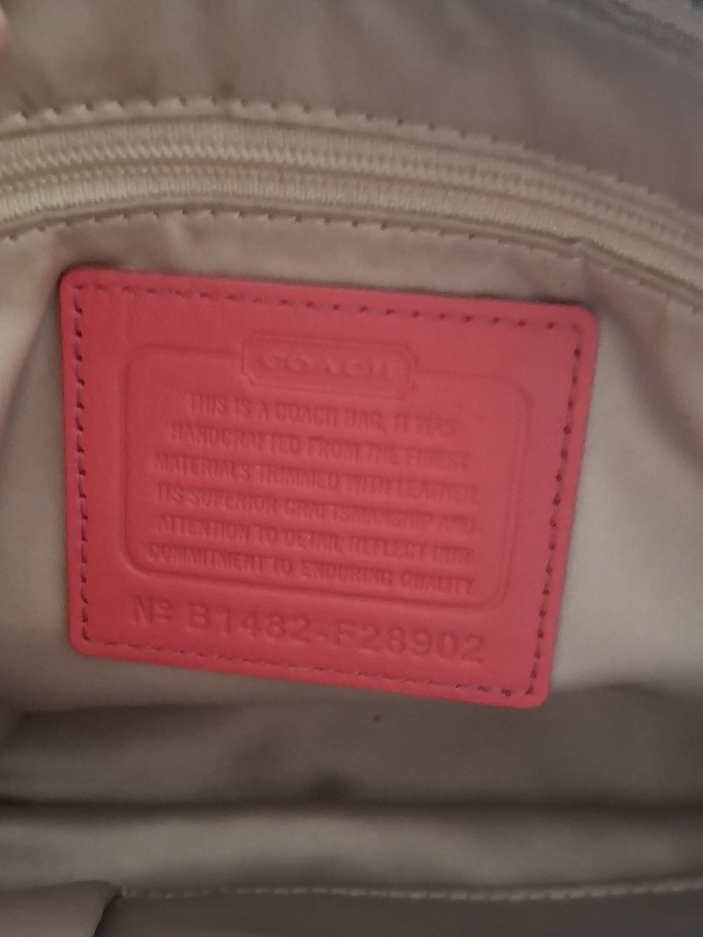 Coach Beige Signature Canvas Shoulder Bag with Pink Trim - Picture 4 of 6